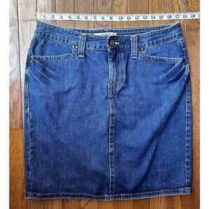 Tommy Hilfiger Denim Skirt No size tag Measurements in photos